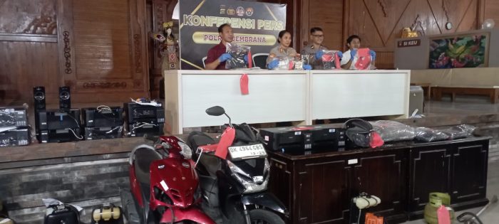 Ket poto: Polres Jembrana ungkap kasus pencurian yang menyasar sekolah dasar di Jembrana