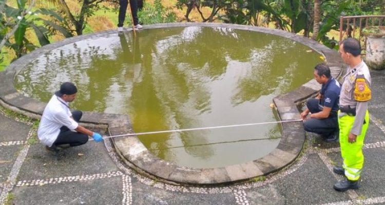 Ket poto: Lokasi balita tenggelam di kolam renang