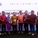 Ket Foto : Sebagian delegasi HPN 2026 dari SMSI Bali berfoto bersama Ketua Umum SMSI, Firdaus dan ketua DPRD Jembrana, Ni Made Sri Sutharmi. Ket Foto : Sebagian delegasi HPN 2026 dari SMSI Bali berfoto bersama Ketua Umum SMSI, Firdaus dan ketua DPRD Jembrana, Ni Made Sri Sutharmi.