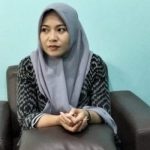 Ket poto: Valencia Rozika warga Jembrana yang baru datang dari umbroh