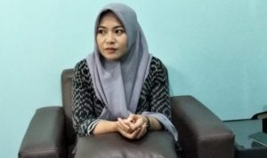 Ket poto: Valencia Rozika warga Jembrana yang baru datang dari umbroh