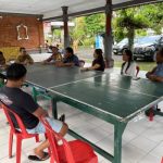 Ket poto: Mediasi kasus penembakan anjing di di aula Kantor Lurah Baler Bale Agung, Kecamatan Negara, Kabupaten Jembrana, Senin (9/3/2026).