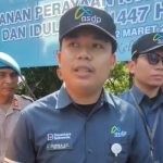 Ket poto: Staf operasional pelabuhan, Hizkya