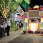 Ket poto: bupati saat melepas parade mobil hias malam takbiran di Yeh Sumbul