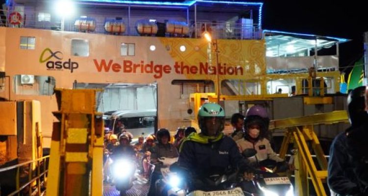 Ket poto: Situasi di Pelabuhan Gilimanuk Ket poto: Situasi di Pelabuhan Gilimanuk