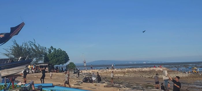 Ket Poto: Suasana di Pantai Mertasari Sanur Bali.