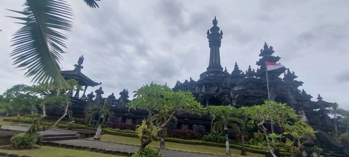 Ket Poto: Monumen Perjuangan Rakyat Bali
