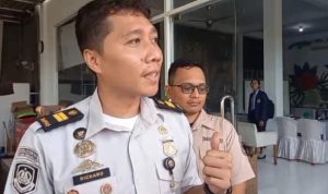 Ket poto: Kepala Subseksi Informasi dan Komunikasi Keimigrasian Kantor Imigrasi Singaraja, Richard Jandres Tarigan