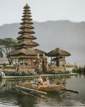 Ket poto: Pura Ulun Danau Bedugul