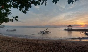 Ket poto: Panorama sunrise di Pantai Sanur
