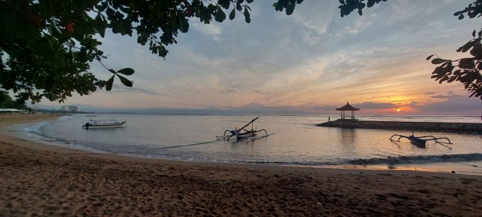 Ket poto: Panorama sunrise di Pantai Sanur