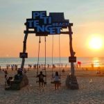 Ket poto: Panorama sunset di Pantai Petitenget. Foto/ist