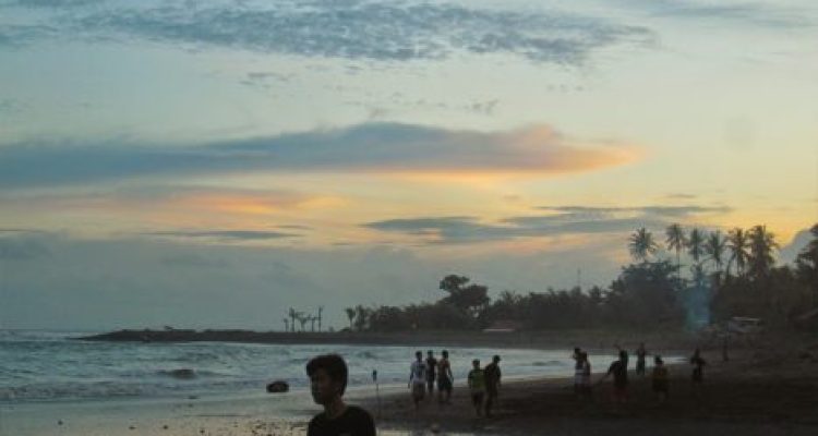 Ket poto: Suasana di Pantai Saba