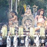 Ket Foto;Suasana pawai PKB 2025 di depan Bajra Sandhi Denpasar.