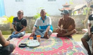 Ket Poto: Situasi di rumah almarhum di Banjar Bilukpoh Kangin Ket Poto: Situasi di rumah almarhum di Banjar Bilukpoh Kangin