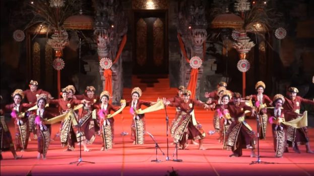 Penampilan seniman di panggung Pesta Kesenian Bali. Foto;dokumen istimewa