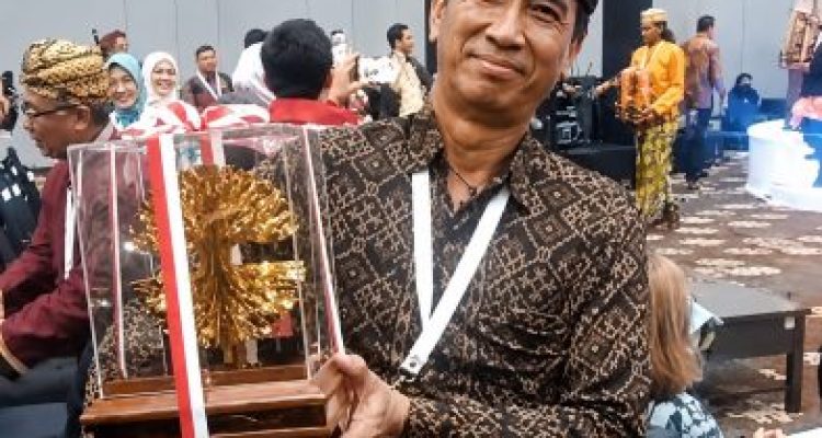 Ket poto: Ketua Kelompok Kurma Asih, I Wayan Anom Astika Jaya