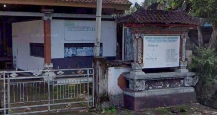 Ket poto: Bekas Kantor usaha Subak Abian Pula Kerthi di Banjar Kebebeng, Desa Mendoyo Dangintukad, Kecamatan Mendoyo, Kabupaten Jembrana Ket poto: Bekas Kantor usaha Subak Abian Pula Kerthi di Banjar Kebebeng, Desa Mendoyo Dangintukad, Kecamatan Mendoyo, Kabupaten Jembrana