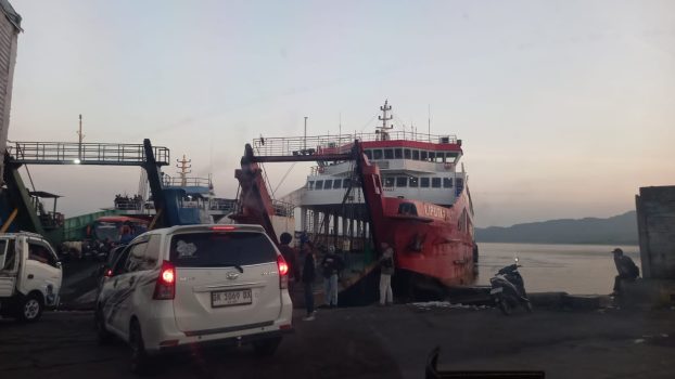 Ket poto: Kapal LCT di Dermaga LCM Pelabuhan Gilimanuk