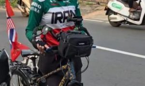 Ket poto: Pesepeda asal Iran, Arezoo Eskandari