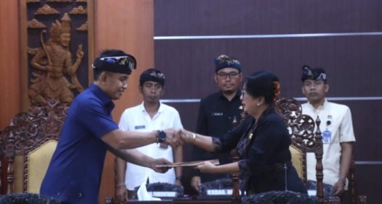 Ket poto: Sidang paripurna II masa persidangan III DPRD Jembrana tahun 2025/2026 digelar Kamis (9/7/2026