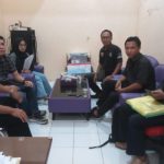 Ket poto: Situasi mediasi di ruang Disnaker Kabupaten Tegal pihak Pekerja yang di dampingi kuasa Hukum bersama pihak kabid Hubungan industri