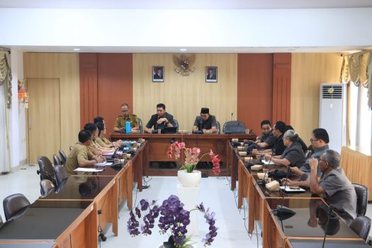 Ket poto: Rapat Kerja Komisi III DPRD Jembrana dengan pihak RSU Negara