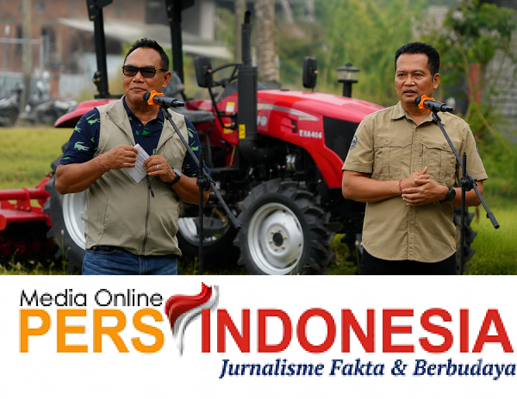 Ket poto: Anggota DPR RI Komisi IV , I Nyoman Adi Wiryatama, S.Sos., M.Si., bersama Bupati Jembrana I Made Kembang Hartawan