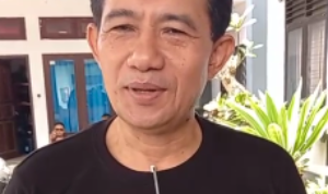 Ket poto: Perbekel Berangbang Gusti Putu Supradnya